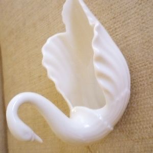 VINTAGE LENOX SWAN DISH